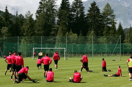 Επιστρέφει στο Ζέεφελντ ο Ολυμπιακός