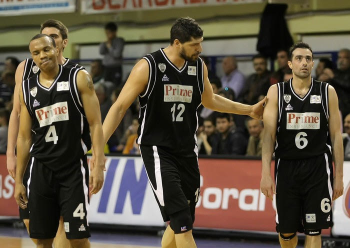 Ελεύθερη πτώση επιθετικά…