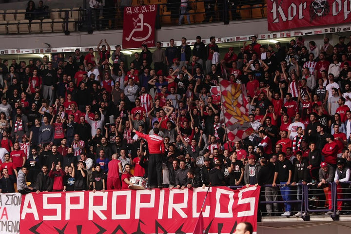 Τα εισιτήρια με τον Πανελευσινιακό