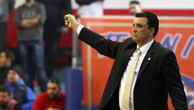 Ο Αγγέλου “έκοψε” τον Χαρίση