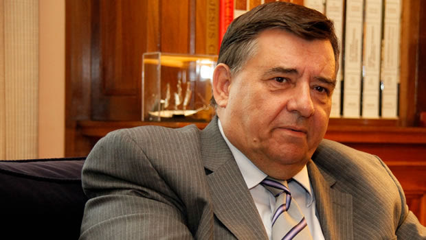 Όλοι μαζί τη ρίξαμε την ΑΕΚ