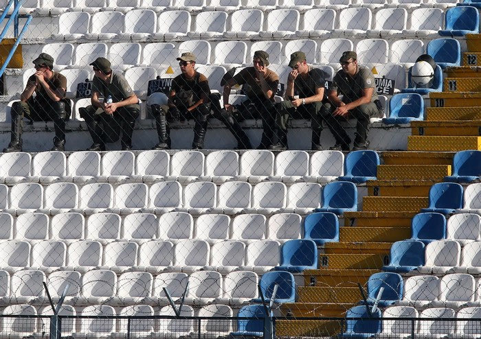 “Απρόκλητη η επίθεση των ΜΑΤ”