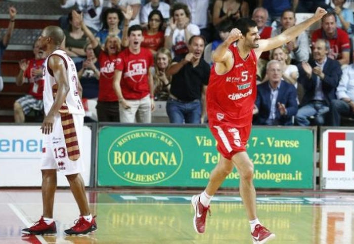 Δια χειρός Σάκοτα 3-3 η Βαρέζε