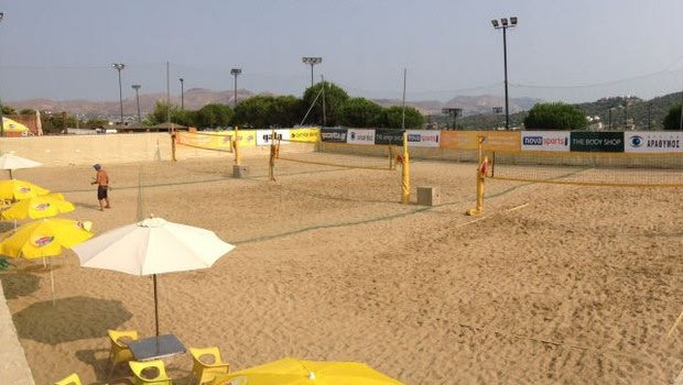 Σερβίς για το Beach Volleyleague 2013
