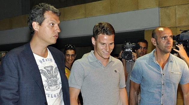Στη Σεβίλλη για υπογραφές ο Γκαμέιρο