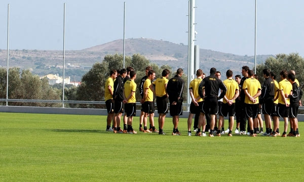 Με κόσμο η πρώτη της ΑΕΚ