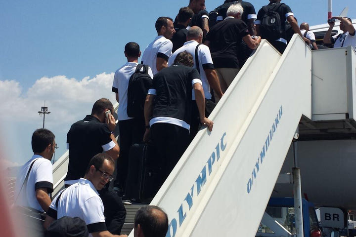 Ο ευδιάθετος Στέφενς και οι “ντόπες” σε Κατσουράνη
