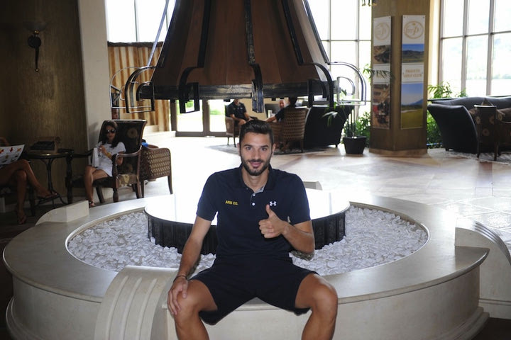 Μανιάς: “Μου αρέσει και με πωρώνει”