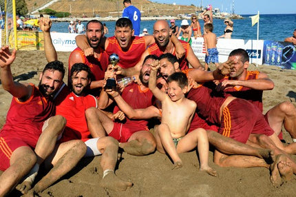 Πρωταθλήτρια η Una Manita