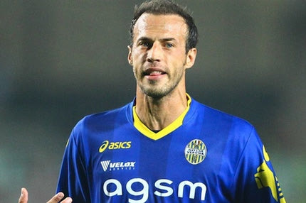 Ο Μόρας προτιμάει ΑΕΛ από ΑΕΚ