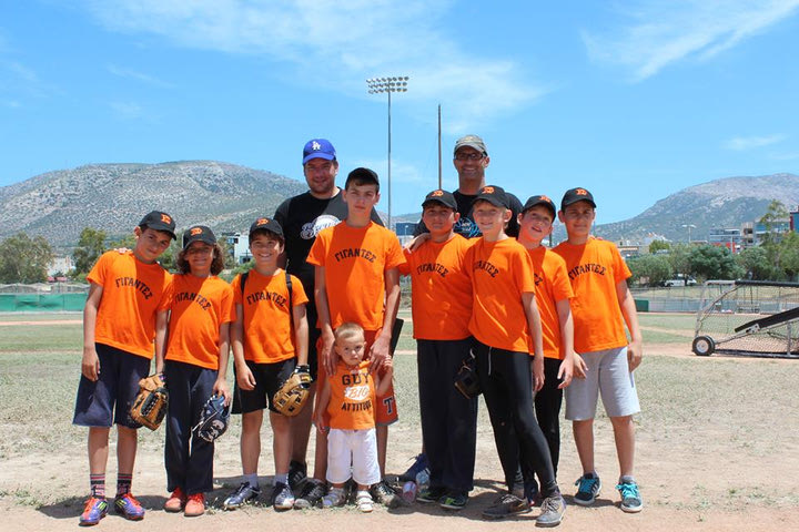 Στο Π. Φάληρο τα παιδιά παίζουν μπέιζμπολ