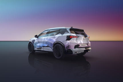 Στα SUV και το νέο Renault Scenic E-Tech