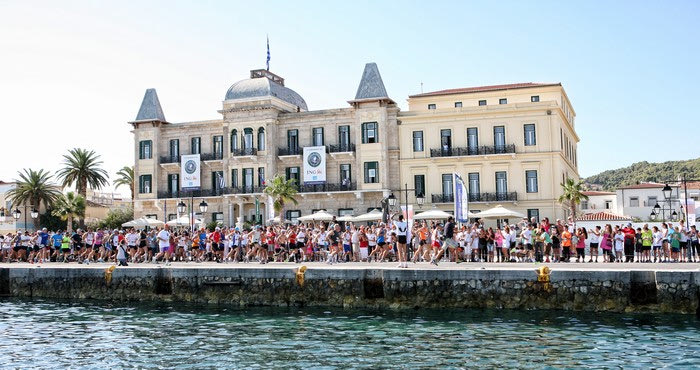Για 3η χρονιά τρέχουν στις Σπέτσες