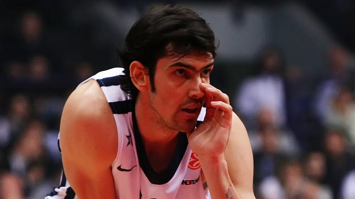 Απών από την πρεμιέρα ο Γκονλούμ