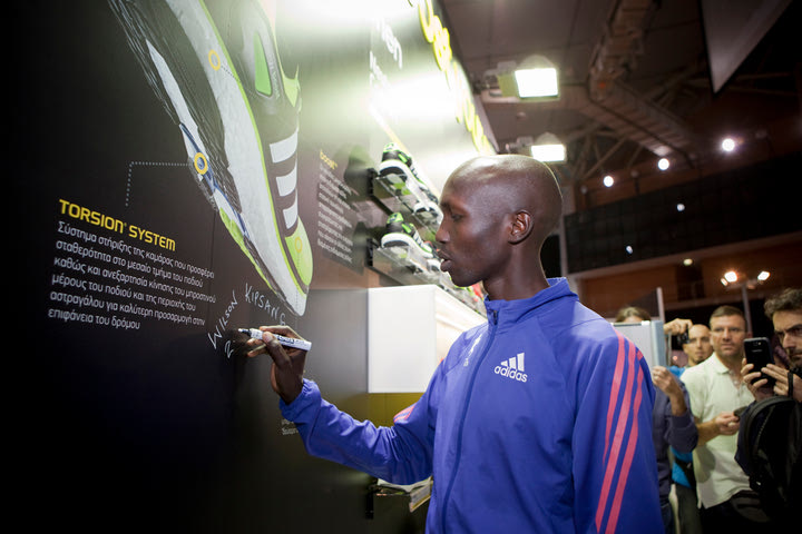 Ο Wilson Kipsang στο περίπτερο της adidas!