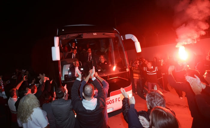 Αποθεώθηκε στου Ρέντη η αποστολή του Ολυμπιακού