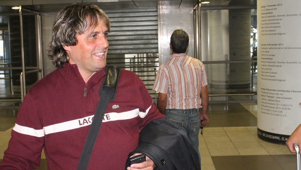 Όγιος: “Όποιος έχει αρχ@@@ συνεχίζει”