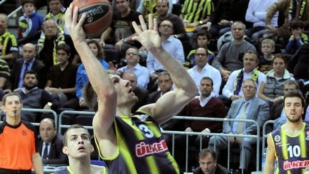 Φενέρμπαχτσε – Μπουντιβέλνικ 84-68