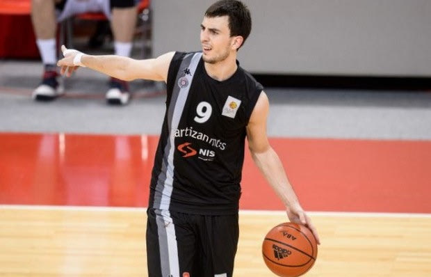 ”Αφήστε με εμένα. Έχουμε πόλεμο!”