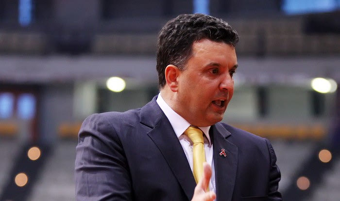 Αγγέλου: “Το διάβασμα και η συγκέντρωση”