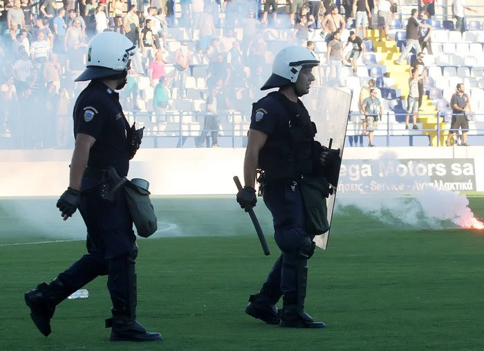 Ένταση στο Ιωνικός-Πανελευσινιακός