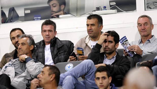 Μάτια παντού από Αναστασίου, Νταμπίζα, Σαραβάκο