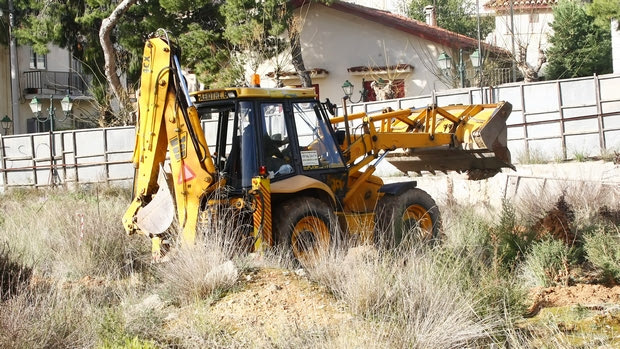 Μπήκαν μπουλντόζες στη Νέα Φιλαδέλφεια