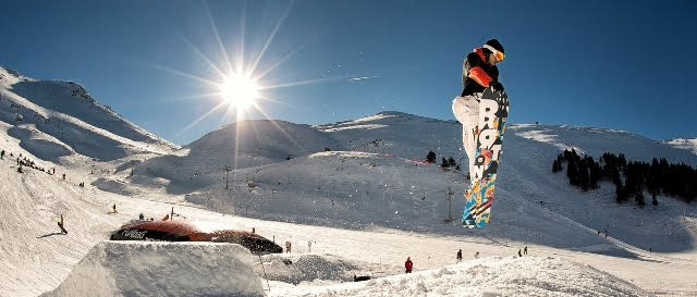 ΝΕΑ Υπηρεσία! Βόλτα για όλους με το SNOWBUS από τα Καλάβρυτα στο χιονοδρομικό κέντρο!
