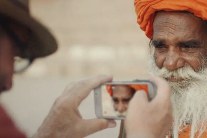 “Launching People”: Η νέα καμπάνια της Samsung