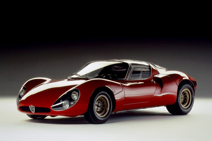 Η Alfa Romeo 33 Stradale: Άκρως σαγηνευτική και εξαιρετικά σπάνια