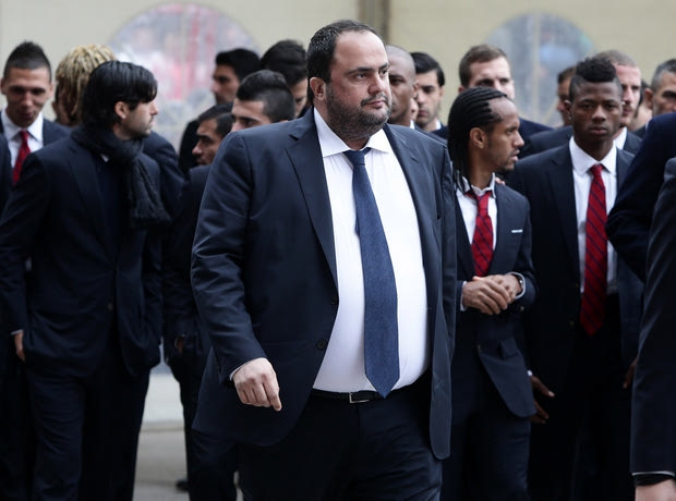 Ανακοινώνει την απόφαση του ο Μαρινάκης