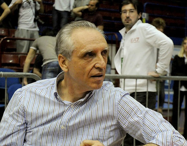 Σε κατ’ οίκον περιορισμό ο Μινούτσι