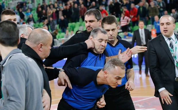 Τρεις αγωνιστικές και 25.000 ευρώ πρόστιμο
