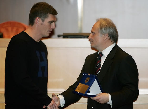 Σύσκεψη κορυφής στην ΕΟΕ