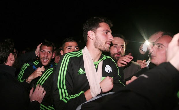 Κάκωση στον ώμο ο Καπίνο