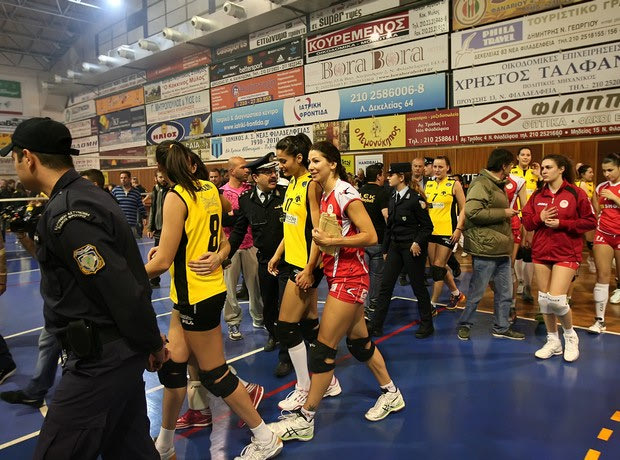 Ολυμπιακός: “Απαιτούμε ισονομία”