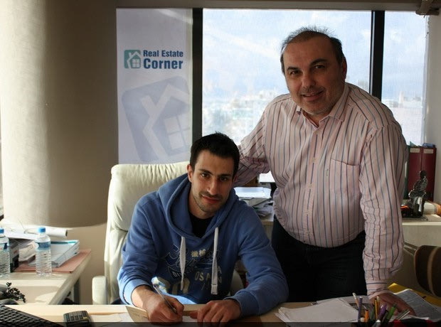 Ο Δεμερτζής υπέγραψε στον Ίκαρο