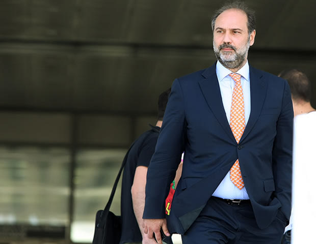 Σίδερα μασάει ο Χάρης Οικονομόπουλος
