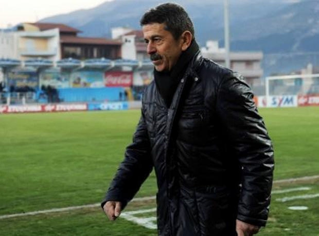 Τσεκάρει Θανάση