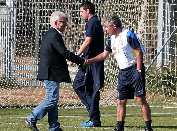 Σαρρής: “Θα ρίξω γροθιά στο μαχαίρι”