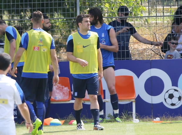 Έμφαση σε επιθετική ανάπτυξη και στηρίγματα