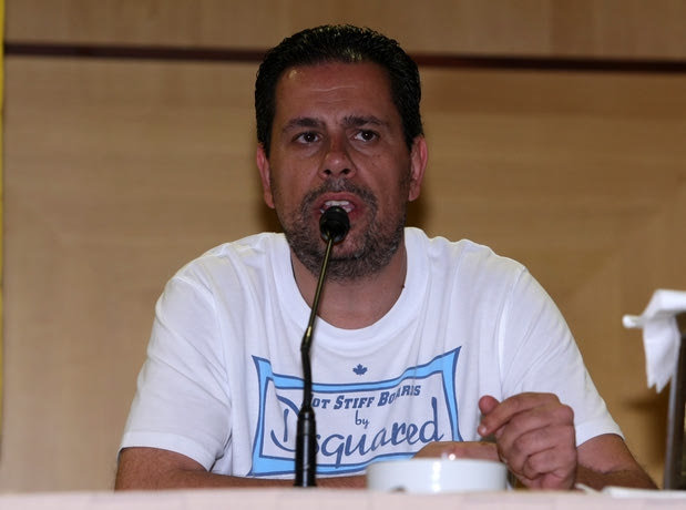 Παπαδημητρίου: “Γι αυτό έμεινε ο Οικονόμου”