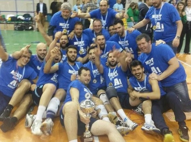 ΜΕΝΤ: “Δεν είμαστε κομήτες”