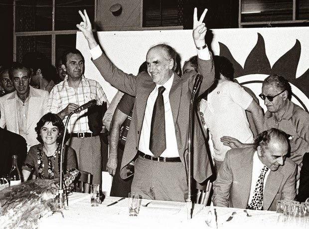 Τζάμπα ο λαός δεν ψηφίζει