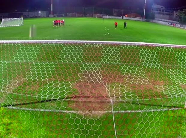 Το “ερυθρόλευκο” Crossbar Challenge