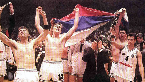 Πόλη 1992: Ο “Σάλε”, ο “Ζοτς” και το δωμάτιο 606