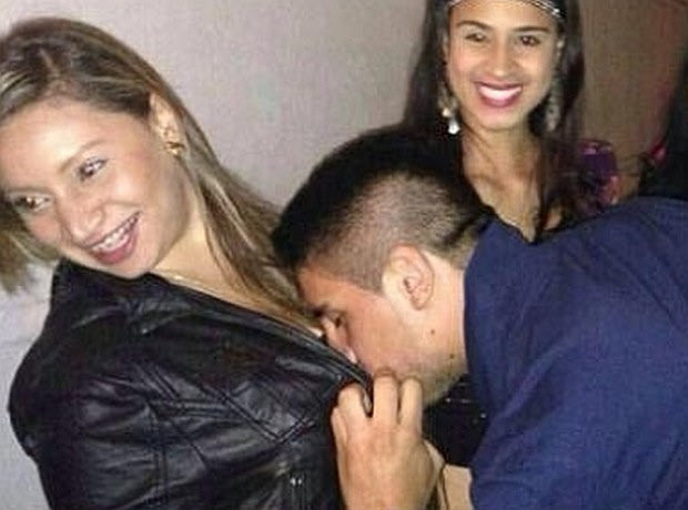 Γιόρτασαν τη νίκη με sex party!