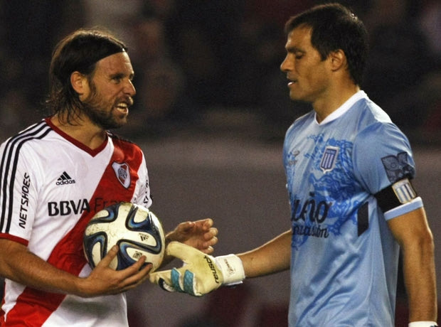 Μοιραίος Σάχα στο 93′, κορυφή η Ρίβερ