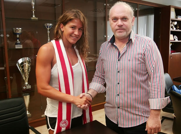 Σε δύο ομάδες η Ασημάκη