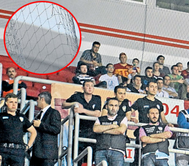 Προστατευτικό δίχτυ και στην Τουρκία